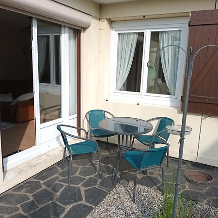 Maison Alcema Карентан Екстериор снимка